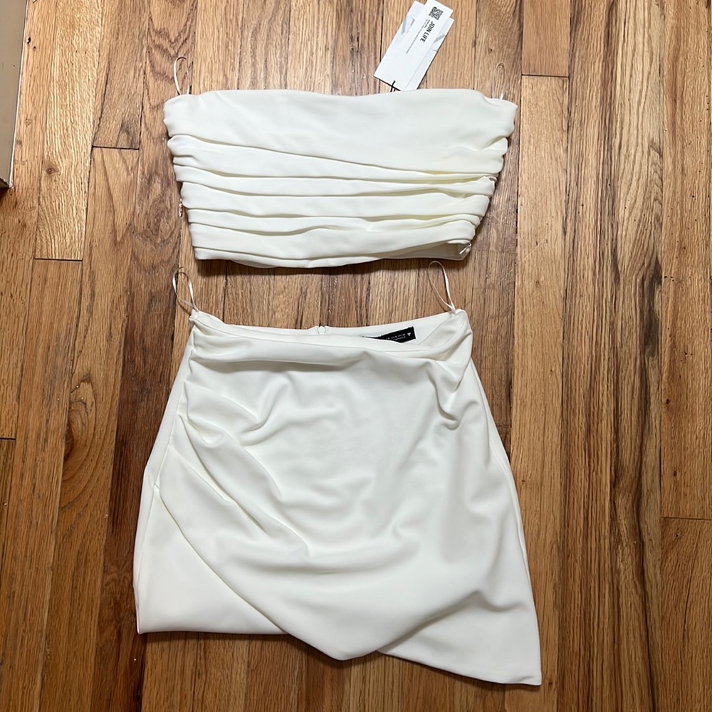 White two piece, size M